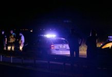 Vatrogasci seku vozilo – jedna osoba poginula i čak sedmoro povređeno