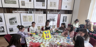 Održan Uskršnji atelje u mitrovačkoj Biblioteci