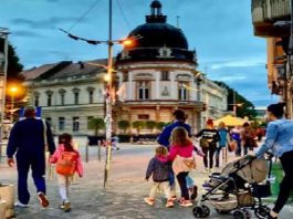 Zašto mladi odlaze iz Sremske Mitrovice? Ima li grad budućnost bez njih?