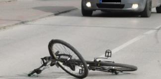TRAGEDIJA KOD RUME: Poginuo biciklista nakon sudara sa automobilom