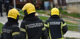 VATROGASCI-SPASIOCI OTVARAJU VRATA NAJMLAĐIMA: Četiri dana edukacije i pokaznih vežbi širom Srema