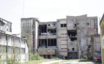 Početni entuzijazam zamenila pljačka fabrika i gubitak radnih mesta – HOĆE LI OPET BITI ISTO?